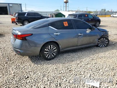 Trzecie zdjęcie samochodu z tyłu: 2025 NISSAN ALTIMA SV VIN:1N4BL4DV5SN319886 - miniatura