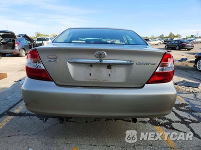 Zdjęcie 6 z 12 samochodu: 2002 TOYOTA CAMRY LE VIN:4T1BE32KX2U047568 - miniatura