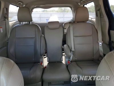 Zdjęcie 10 z 13 samochodu: 2019 TOYOTA SIENNA XLE PREMIUM 8-PASSENGER VIN:5TDYZ3DC9KS994677 - miniatura