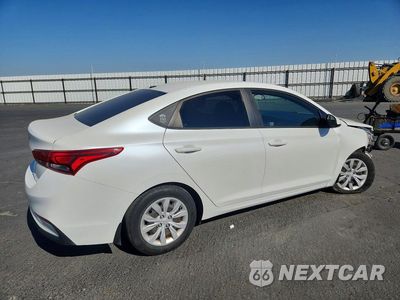 Trzecie zdjęcie samochodu z tyłu: 2020 HYUNDAI ACCENT SE VIN:3KPC24A63LE103930 - miniatura