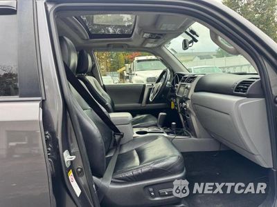 Zdjęcie 7 z 12 samochodu: 2012 TOYOTA 4RUNNER SR5 VIN:JTEBU5JR4C5092711 - miniatura