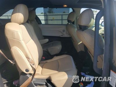 Zdjęcie 11 z 13 samochodu: 2021 TOYOTA SIENNA XLE VIN:5TDYRKEC8MS073305 - miniatura