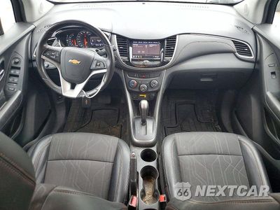 Zdjęcie 8 z 14 samochodu: 2020 CHEVROLET TRAX 1LT VIN:KL7CJLSB5LB002052 - miniatura