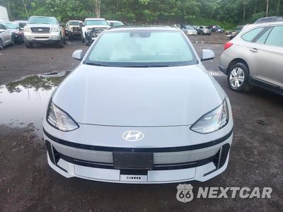 Piąte zdjęcie samochodu w środku: 2023 HYUNDAI IONIQ 6 LIMITED VIN:KMHM54AAXPA040670 - miniatura