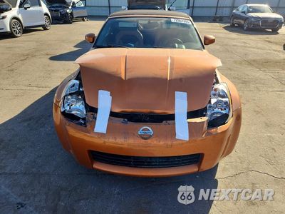 Piąte zdjęcie samochodu w środku: 2004 NISSAN 350Z ENTHUSIAST VIN:JN1AZ36A94T011615 - miniatura