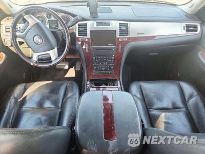 Zdjęcie 8 z 13 samochodu: 2009 CADILLAC ESCALADE HYBRID VIN:1GYFC43559R127118 - miniatura