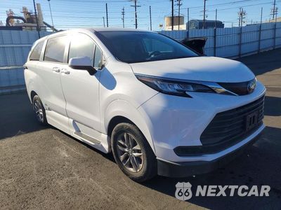 Czwarte zdjęcie samochodu z boku: 2022 TOYOTA SIENNA LE VIN:5TDKSKFC7NS071216 - miniatura