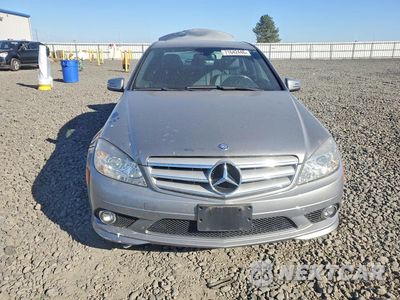 Piąte zdjęcie samochodu w środku: 2010 MERCEDES-BENZ C 300 4MATIC VIN:WDDGF8BB4AR111101 - miniatura