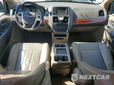 Zdjęcie 8 z 13 samochodu: 2014 CHRYSLER TOWN & COUNTRY TOURING VIN:2C4RC1BG4ER216834 - miniatura