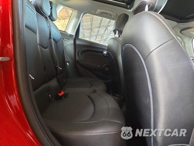 Zdjęcie 10 z 12 samochodu: 2017 MINI COOPER VIN:WMWXU1C55H2E17470 - miniatura