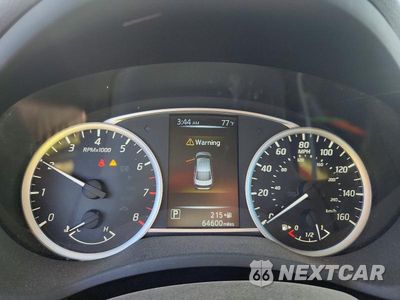 Zdjęcie 9 z 12 samochodu: 2017 NISSAN SENTRA SV VIN:3N1AB7AP9HY246746 - miniatura