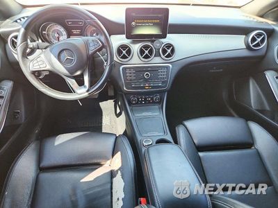Zdjęcie 8 z 12 samochodu: 2016 MERCEDES-BENZ CLA 250 VIN:WDDSJ4EB2GN292289 - miniatura