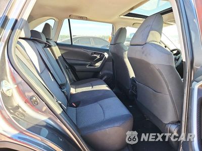 Zdjęcie 11 z 14 samochodu: 2021 TOYOTA RAV4 XLE VIN:2T3W1RFV7MC122307 - miniatura