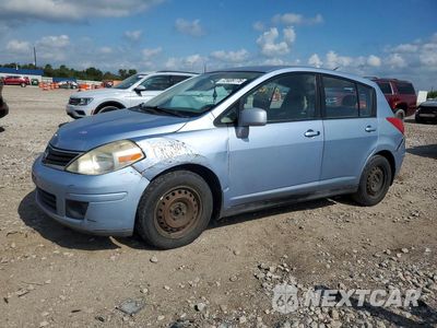 2010 NISSAN VERSA 1.8 S 3N1BC1CP1AL372324 - główne zdjęcie licytacji z USA - miniatura