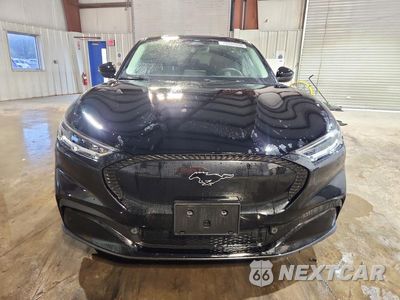 Piąte zdjęcie samochodu w środku: 2021 FORD MUSTANG MACH-E SELECT VIN:3FMTK1SS7MMA18344 - miniatura