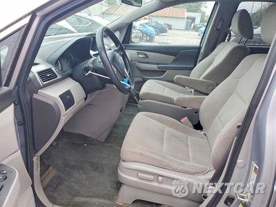 Zdjęcie 7 z 14 samochodu: 2016 HONDA ODYSSEY LX VIN:5FNRL5H24GB129131 - miniatura