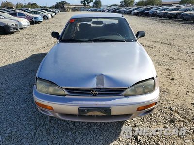 Piąte zdjęcie samochodu w środku: 1996 TOYOTA CAMRY DX VIN:JT2BG12K9T0405327 - miniatura