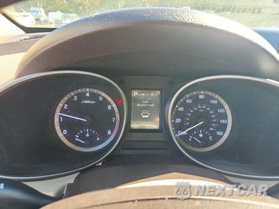 Zdjęcie 9 z 12 samochodu: 2017 HYUNDAI SANTA FE SE VIN:KM8SMDHF1HU177296 - miniatura