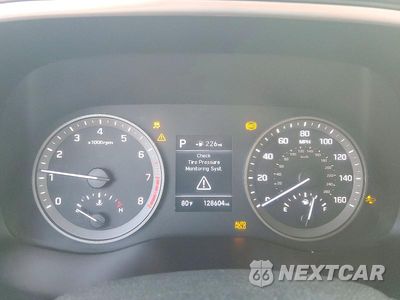 Zdjęcie 9 z 12 samochodu: 2019 HYUNDAI TUCSON SEL VIN:KM8J33AL8KU062212 - miniatura
