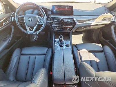 Zdjęcie 8 z 12 samochodu: 2020 BMW 530 I VIN:WBAJR3C07LBP95352 - miniatura