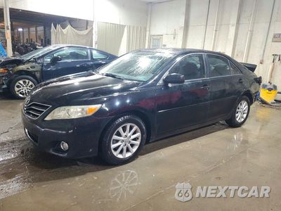 2011 TOYOTA CAMRY XLE V6 4T1BK3EK5BU128675 - główne zdjęcie licytacji z USA - miniatura