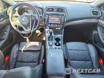 Zdjęcie 8 z 12 samochodu: 2017 NISSAN MAXIMA PLATINUM VIN:1N4AA6AP7HC414876 - miniatura