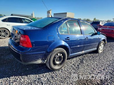 Trzecie zdjęcie samochodu z tyłu: 2002 VOLKSWAGEN JETTA GLS VIN:3VWSB69M02M045657 - miniatura