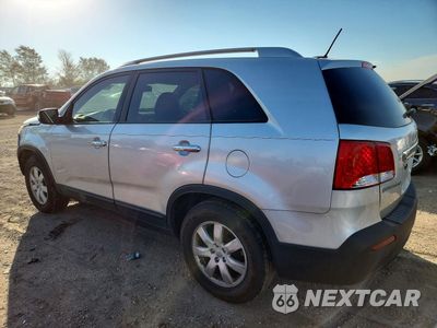 Drugie zdjęcie samochodu z przodu: 2013 KIA SORENTO LX VIN:5XYKT4A61DG405861 - miniatura