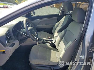 Zdjęcie 7 z 12 samochodu: 2017 HYUNDAI ELANTRA SE VIN:5NPD74LF0HH048908 - miniatura