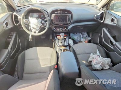 Zdjęcie 8 z 14 samochodu: 2025 KIA SOUL LX VIN:KNDJ23AUXS7253578 - miniatura