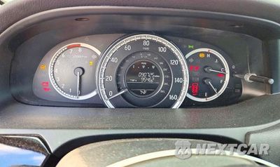 Zdjęcie 9 z 13 samochodu: 2017 HONDA ACCORD LX VIN:1HGCR2F34HA093497 - miniatura