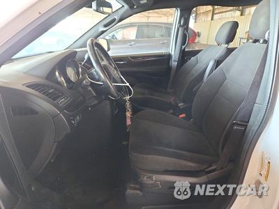 Zdjęcie 7 z 13 samochodu: 2019 DODGE GRAND CARAVAN SE VIN:2C4RDGBG0KR682854 - miniatura