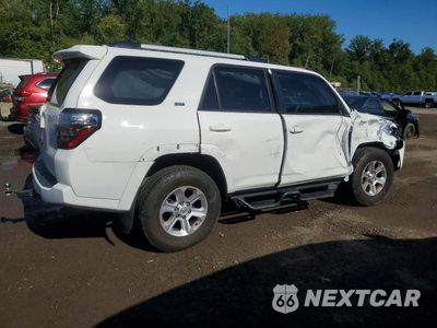 Trzecie zdjęcie samochodu z tyłu: 2021 TOYOTA 4RUNNER SR5 VIN:JTEEU5JR3M5238143 - miniatura