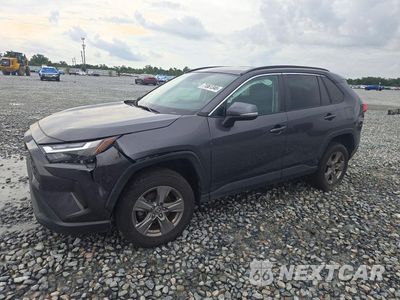 2024 TOYOTA RAV4 XLE 2T3W1RFV4RW336371 - główne zdjęcie licytacji z USA - miniatura