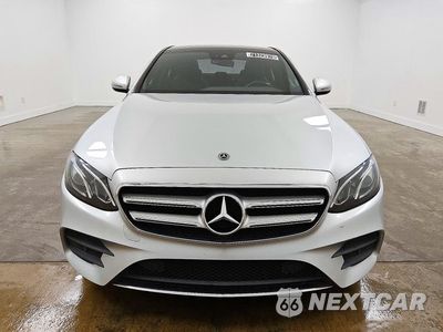 Piąte zdjęcie samochodu w środku: 2018 MERCEDES-BENZ E 400 4MATIC VIN:WDDZF6GB9JA434371 - miniatura