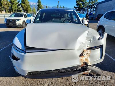Piąte zdjęcie samochodu w środku: 2026 TESLA MODEL Y VIN:7SAYGDEE4TF729539 - miniatura