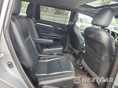 Zdjęcie 11 z 13 samochodu: 2015 TOYOTA HIGHLANDER XLE VIN:5TDJKRFH6FS086033 - miniatura