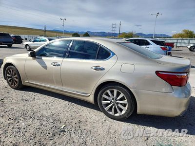 Drugie zdjęcie samochodu z przodu: 2011 LEXUS LS 460 VIN:JTHBL5EF4B5102576 - miniatura