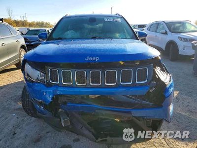 Piąte zdjęcie samochodu w środku: 2018 JEEP COMPASS LIMITED VIN:3C4NJDCB1JT355352 - miniatura