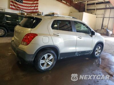 Trzecie zdjęcie samochodu z tyłu: 2016 CHEVROLET TRAX 1LT VIN:3GNCJLSBXGL138613 - miniatura