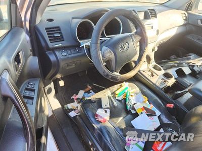 Zdjęcie 8 z 13 samochodu: 2010 TOYOTA HIGHLANDER SE VIN:5TDKK3EH2AS018727 - miniatura