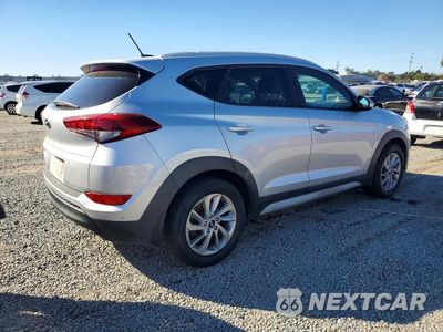 Trzecie zdjęcie samochodu z tyłu: 2017 HYUNDAI TUCSON SE VIN:KM8J33A41HU378293 - miniatura