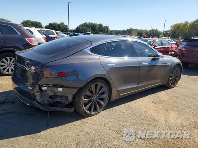 Trzecie zdjęcie samochodu z tyłu: 2016 TESLA MODEL S VIN:5YJSA1E10GF132541 - miniatura
