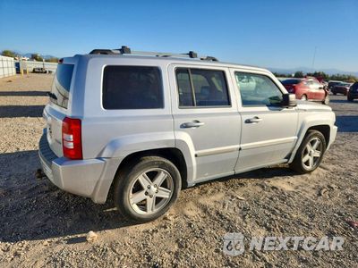 Trzecie zdjęcie samochodu z tyłu: 2010 JEEP PATRIOT LIMITED VIN:1J4NF4GB0AD505334 - miniatura