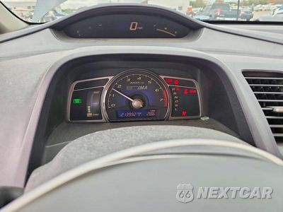 Zdjęcie 9 z 13 samochodu: 2007 HONDA CIVIC HYBRID VIN:JHMFA36207S008727 - miniatura