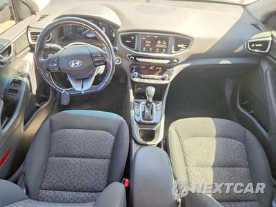 Zdjęcie 8 z 12 samochodu: 2019 HYUNDAI IONIQ PLUG-IN HYBRID BASE VIN:KMHC65LD5KU154704 - miniatura