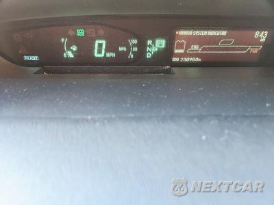 Zdjęcie 9 z 13 samochodu: 2013 TOYOTA PRIUS THREE VIN:JTDKN3DU7D5686538 - miniatura