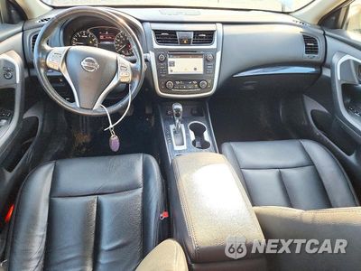 Zdjęcie 8 z 12 samochodu: 2017 NISSAN ALTIMA 2.5 SL VIN:1N4AL3AP8HC152391 - miniatura