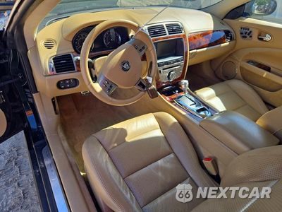 Zdjęcie 8 z 12 samochodu: 2008 JAGUAR XK VIN:SAJWA43B585B21119 - miniatura