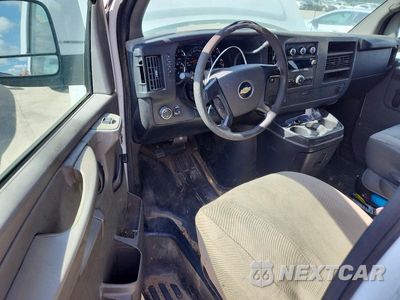 Zdjęcie 8 z 13 samochodu: 2013 CHEVROLET EXPRESS G1500 VIN:1GCSGAFXXD1116966 - miniatura